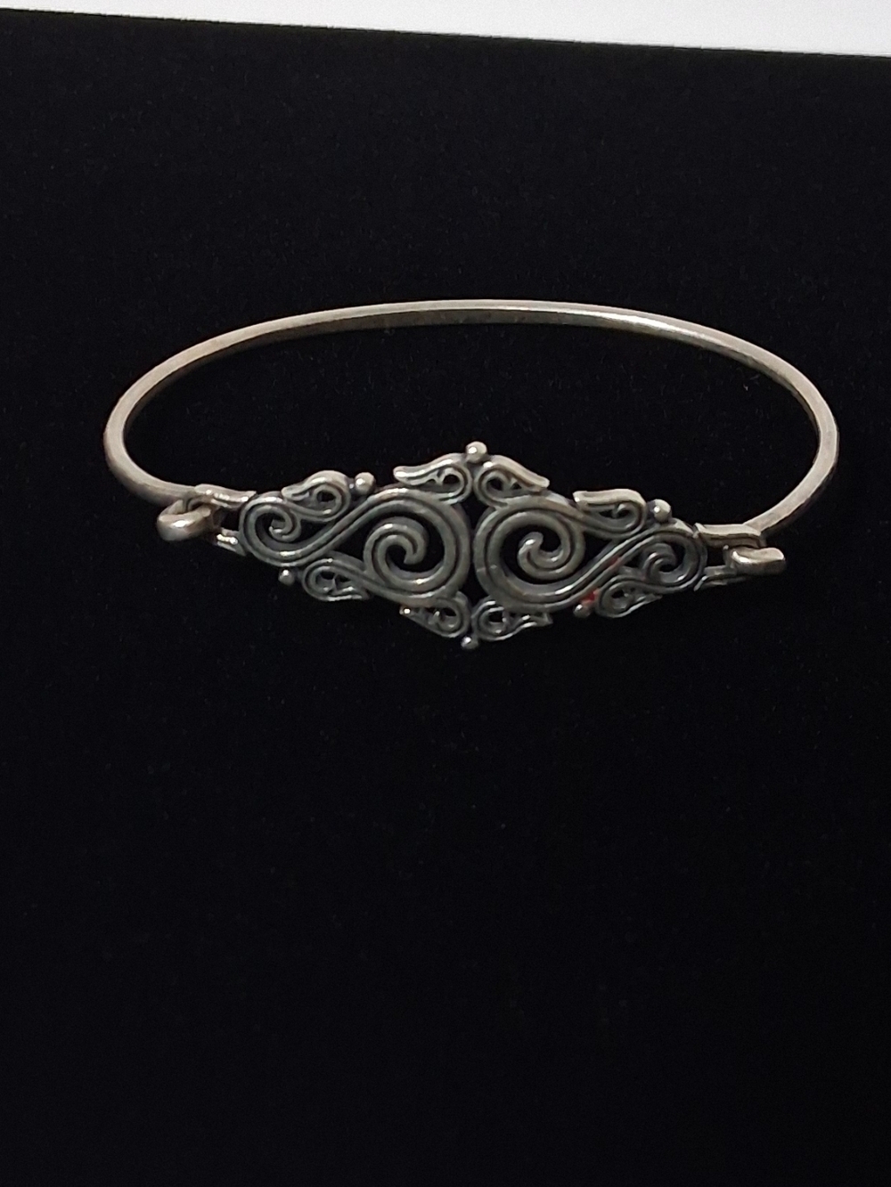 James Avery Retired 925 Sterling Silver Size 6 Bracelet. Small